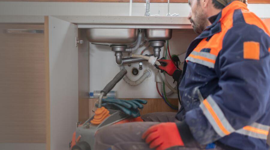 Expert burst pipe repair services in Russell, AR